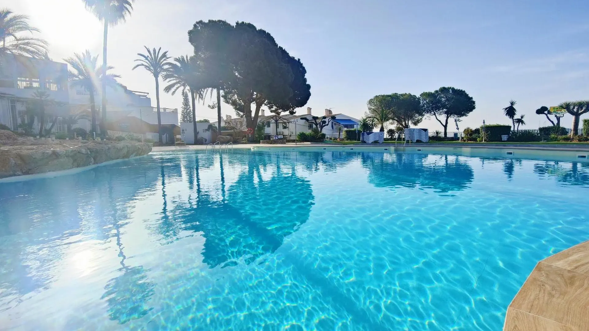 Ap403 - Villa Real Nerja Spain
