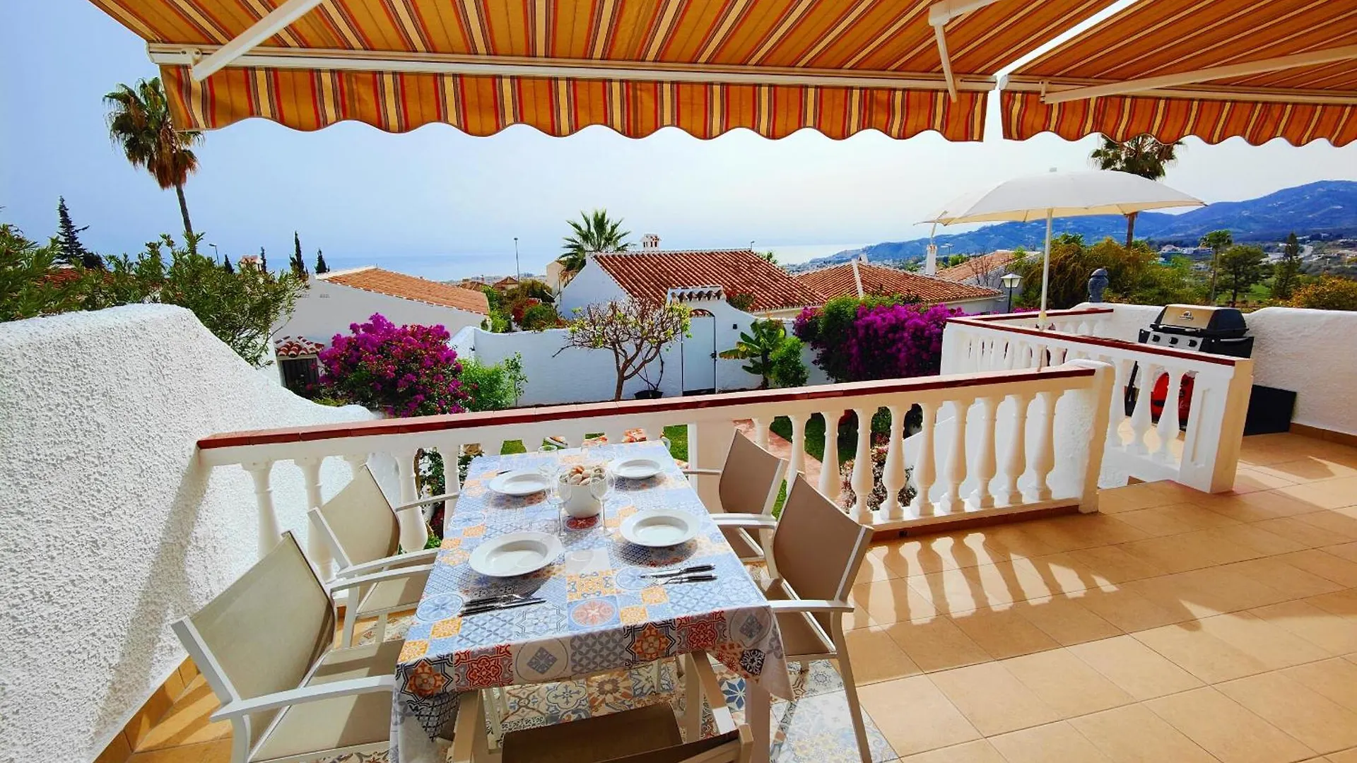 Ap403 - Villa Real Nerja 0*,  Spain